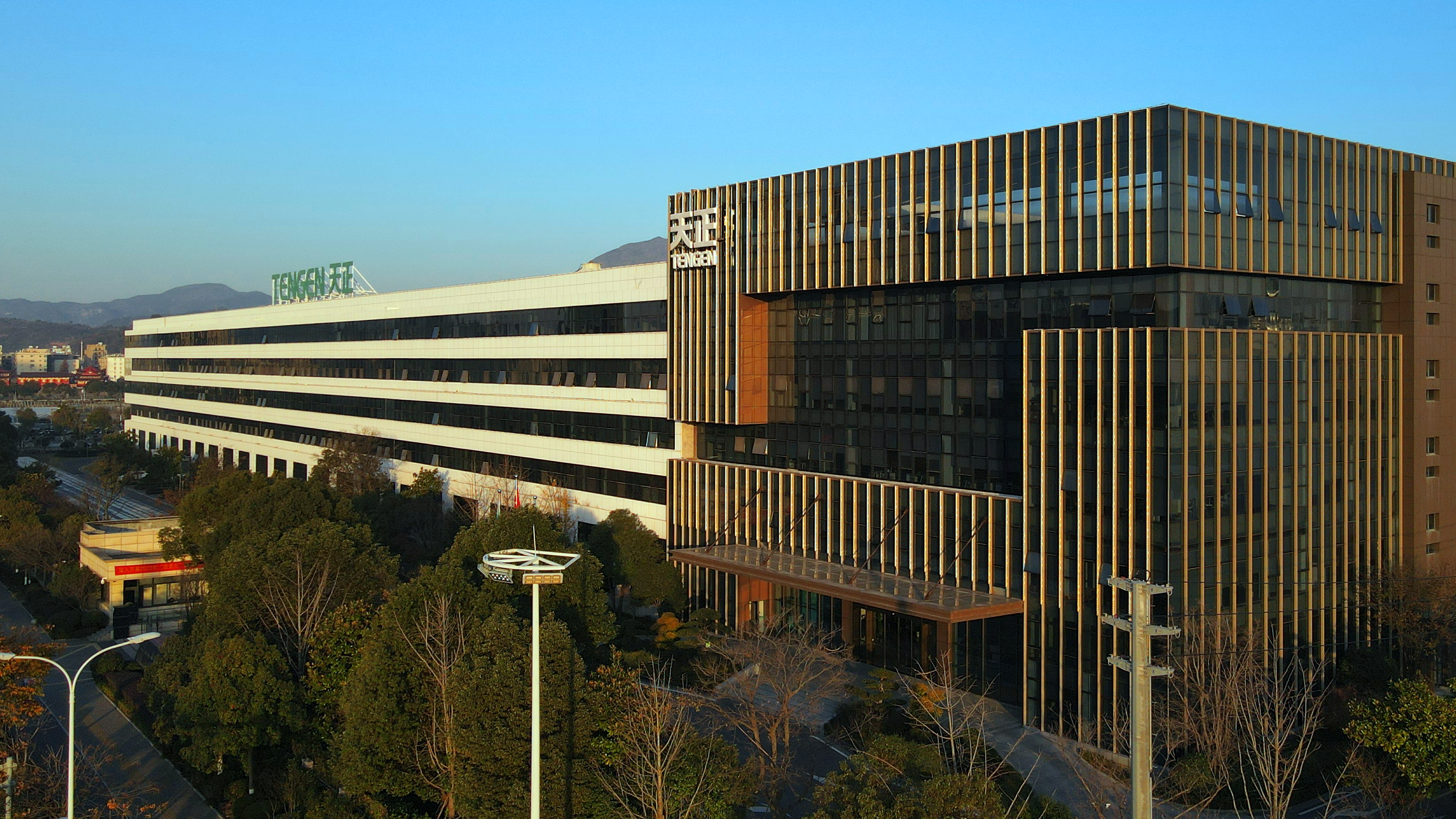 位列榜首！南宫ng28注册入口获评“最美工厂”荣誉